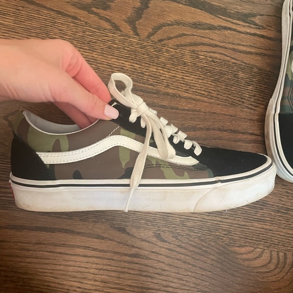 Vans size 9 very good condition!! - Picture 2 of 4